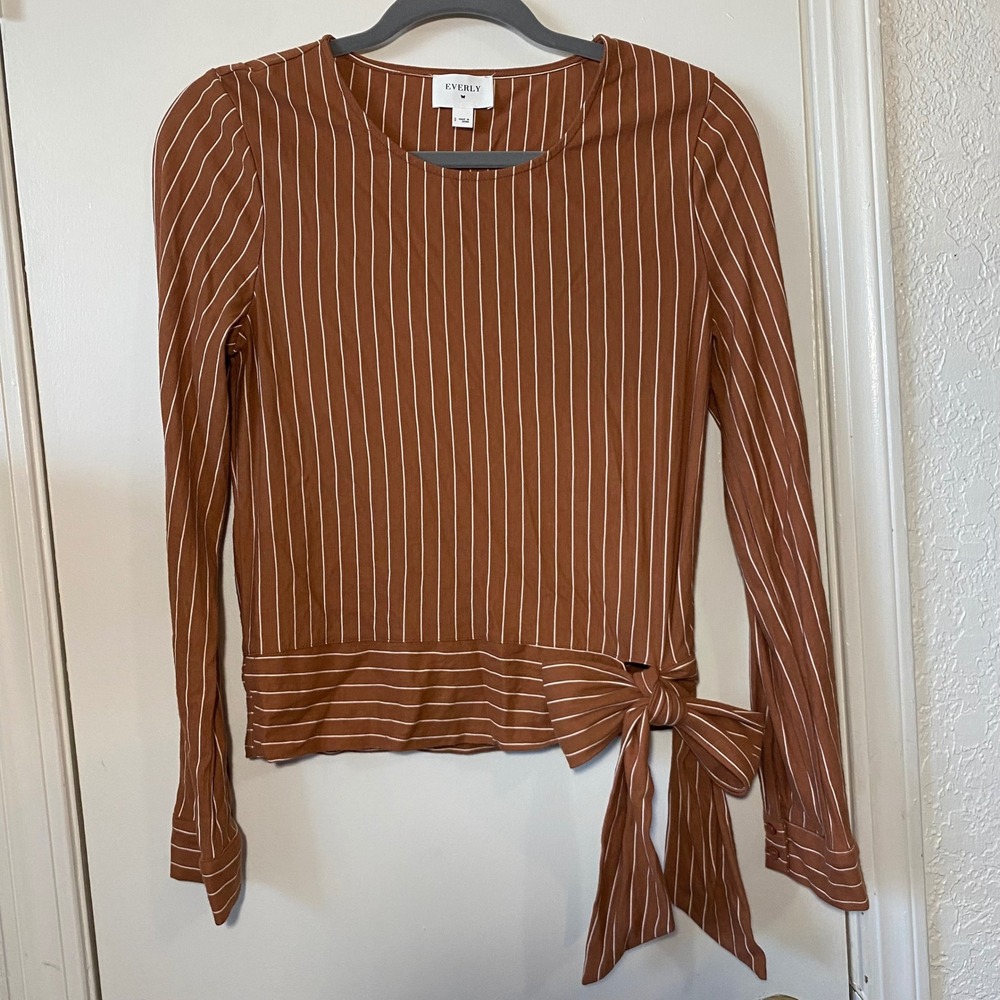 Everly‎ Striped Tie Waist Long Sleeve Blouse Women's Size Small Brown White